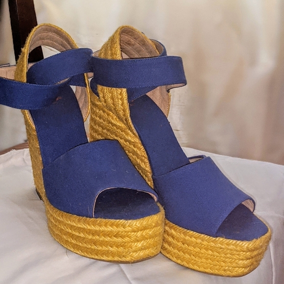 Espadrilles